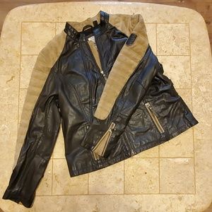 COPY - Harley leather jacket in Black w tan suede…